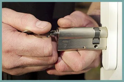 Master Lock Key Store Tempe, AZ 480-612-9503 Master Lock Key Store Tempe, AZ 480-612-9503 - 45-1